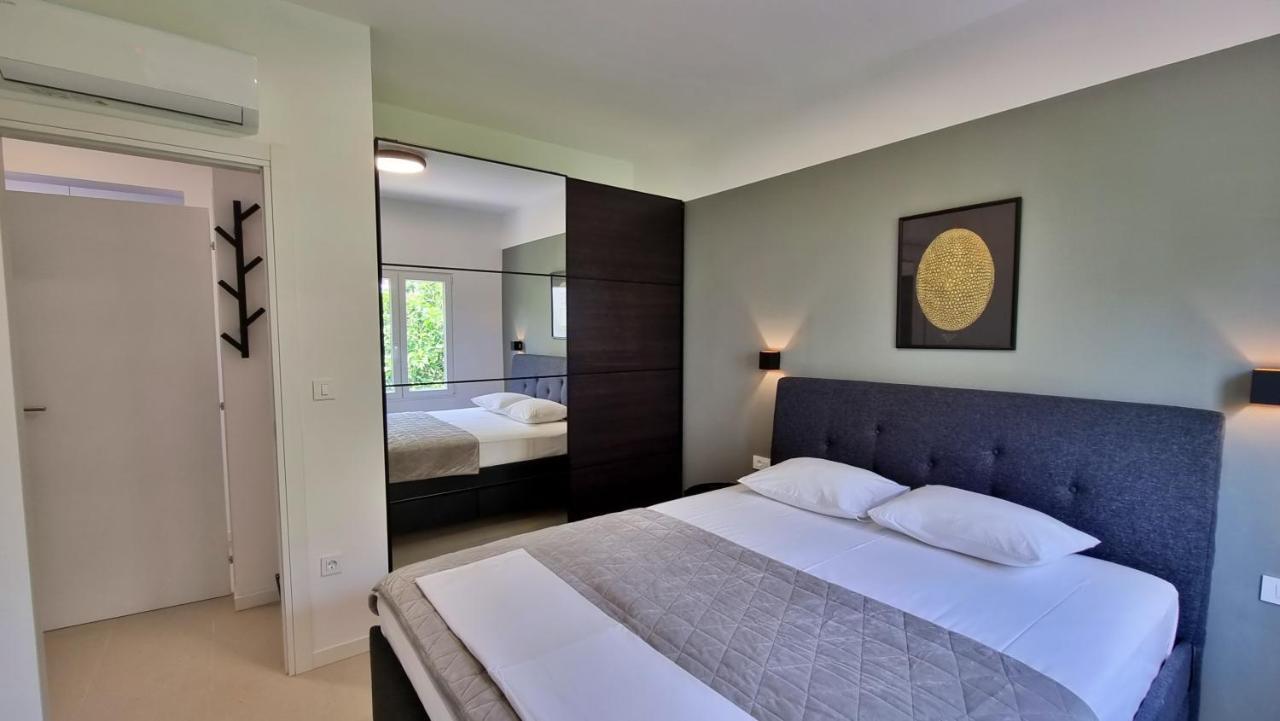 Apartment La Vie Omis Luaran gambar