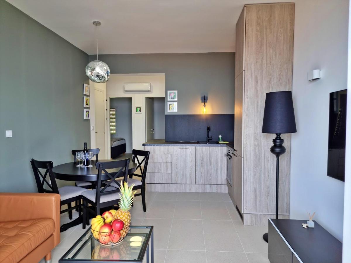 Apartment La Vie Omis Luaran gambar